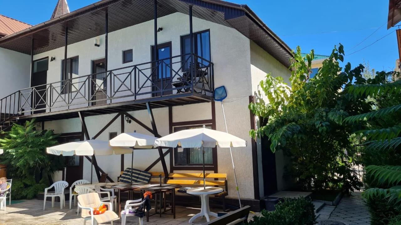 Evropa Hotel Bosteri Bagian luar foto