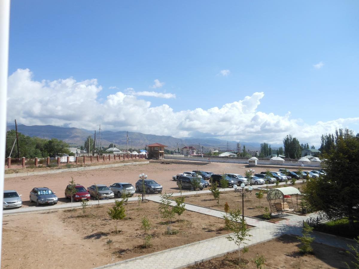 Evropa Hotel Bosteri Bagian luar foto
